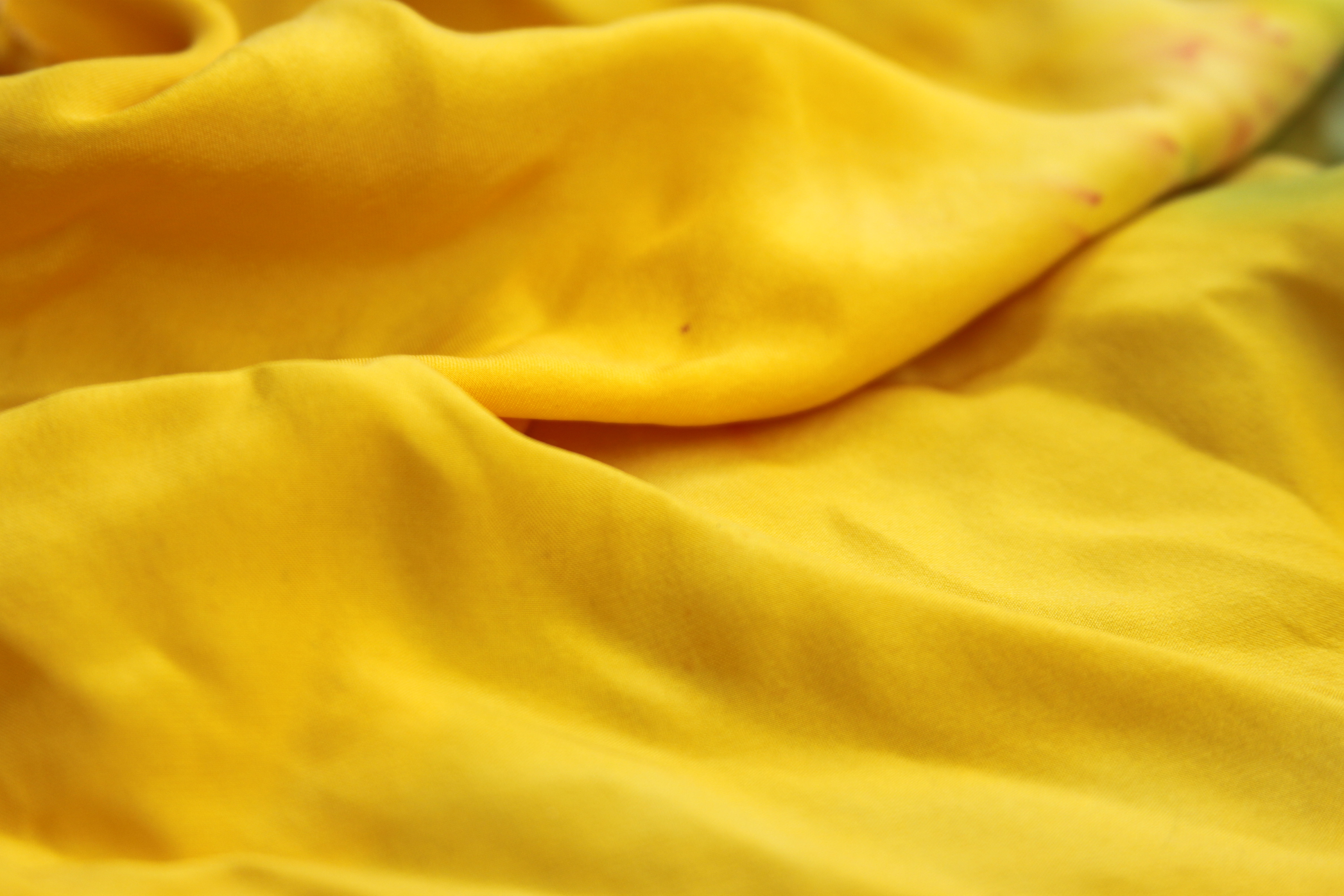 картинка Желтая Лимонная Краска для шелка и шерсти на 1 литр, для Батика от магазина Мир Шелка
